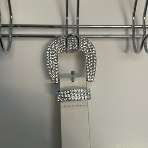 Women’s rhinestone buckle belt